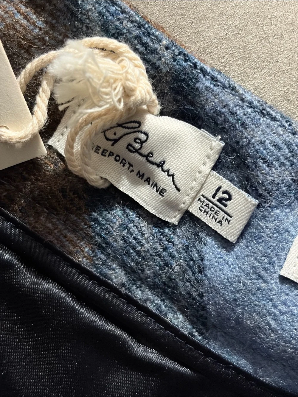 L.L. Bean Diagonal Plaid Pencil Skirt in Light Blue and Brown wool 12 nwt